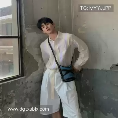韶靓影